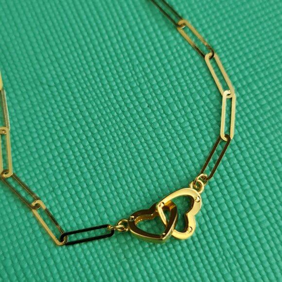 18k bracelet with little twinhearts pendant design - Picture 4 of 16
